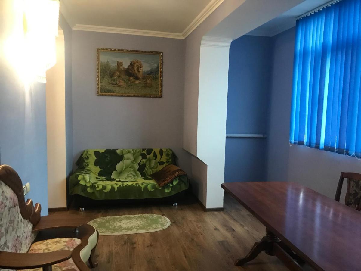 Mini Hotel Amra 피준다 외부 사진