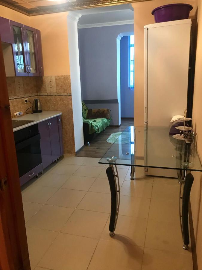 Mini Hotel Amra 피준다 외부 사진